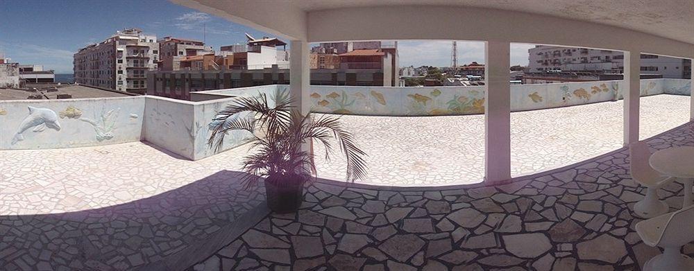 Hotel Marlen Кабу-Фриу Экстерьер фото